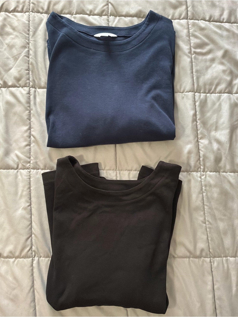Time and Tru 2 Pieces Short Sleeve Tees in Navy and Black